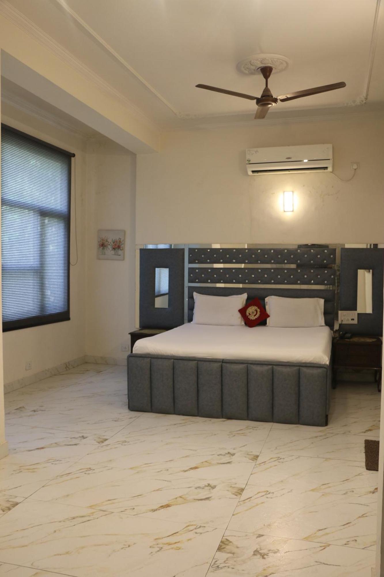 Swisston Palace Delhi  Ngoại thất bức ảnh